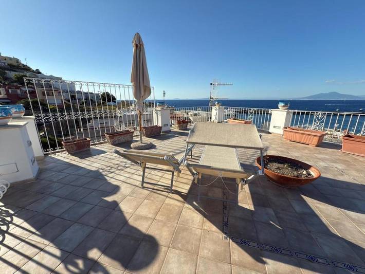 Maison d’hôte pour 4 personnes, avec jardin, adapté aux familles dans Marina Grande - 4