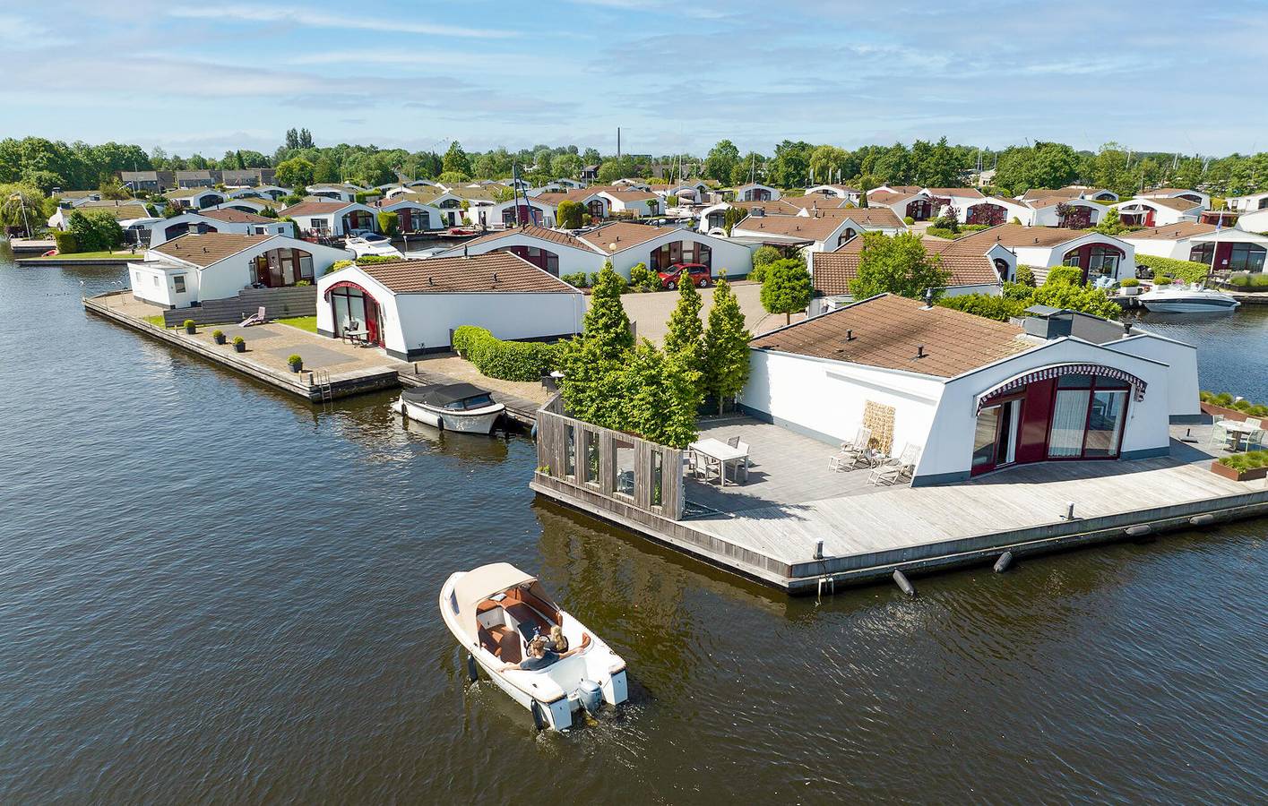 Ferienhaus für 4 Personen mit Ausblick in Lemmer, Ijsselmeer
