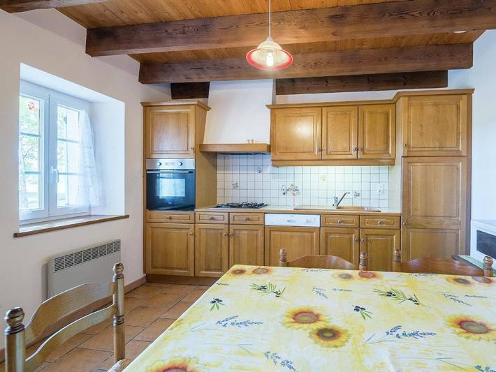 Location de vacances pour 6 personnes, avec terrasse et jardin à Saint-Nexans - 4