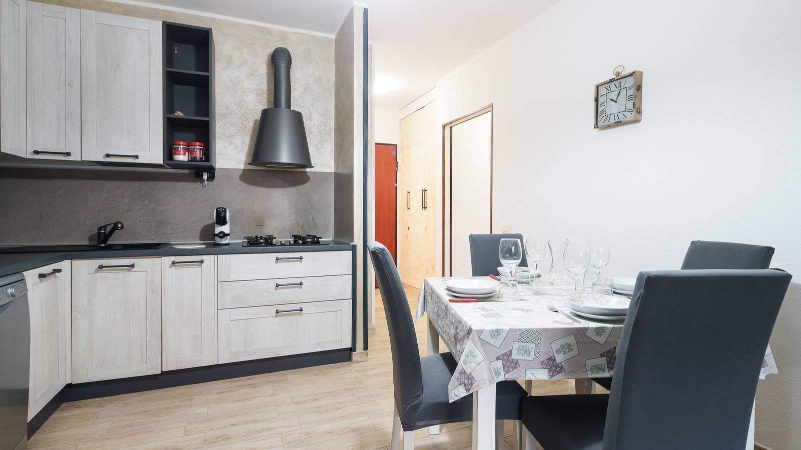 Location De Vacances pour 5 Personnes dans Olbia, Gallura