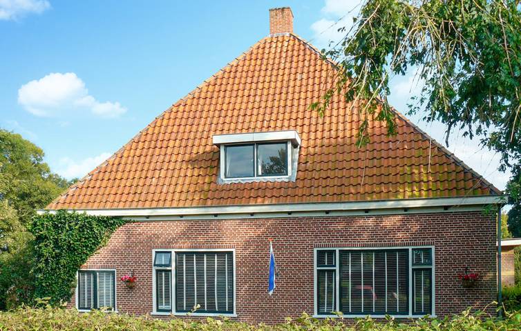 Vakantiehuis voor 10 personen, met terras en tuin in Friesland