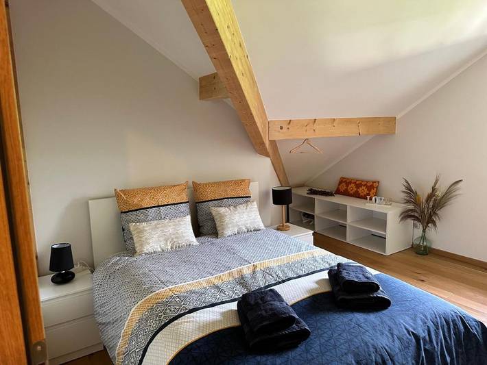 Gîte pour 4 personnes, avec vue ainsi que balcon et vue sur le lac à Conjux - 4