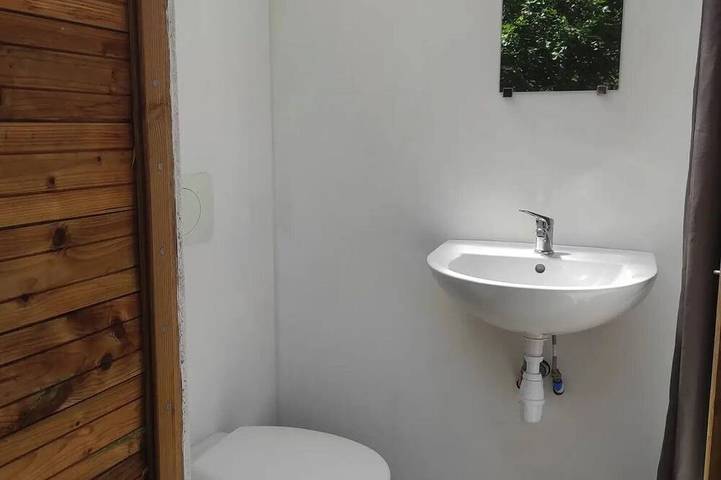 Mobil home pour 5 personnes à Châtel-Montagne - 3