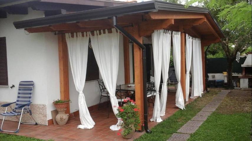 Villa per 6 persone, con Terrazza e Giardino a Terracina