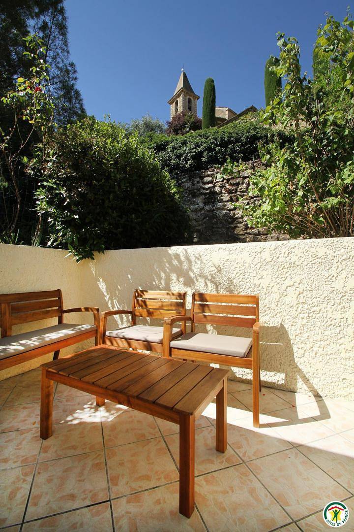 Lou Barry in Mirabel-aux-Baronnies, Nyons und Umgebung