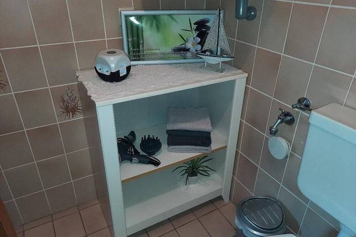 Apartamento inteiro, Vacation apartment (45sqm) with access to the bathing pond in Bischofsmais, Baviera Oriental