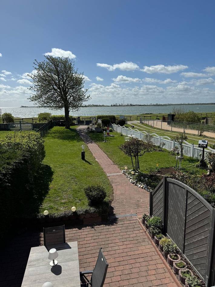 Ferienhaus für 3 Personen, mit Terrasse und Garten in Fehmarnsund