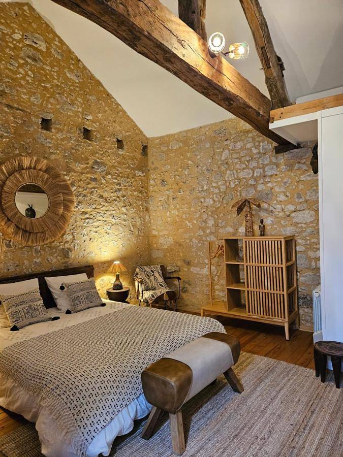 Queen Suite in Issigeac, Périgord Pourpre