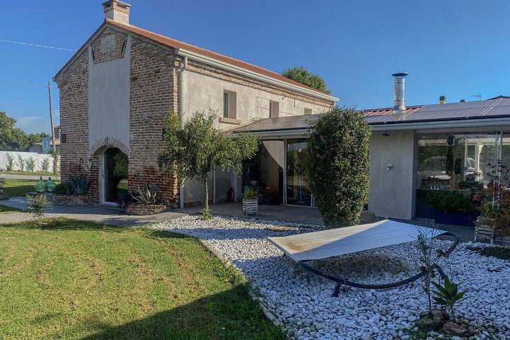 Ferienhaus für 2 Personen, mit Sauna und Garten