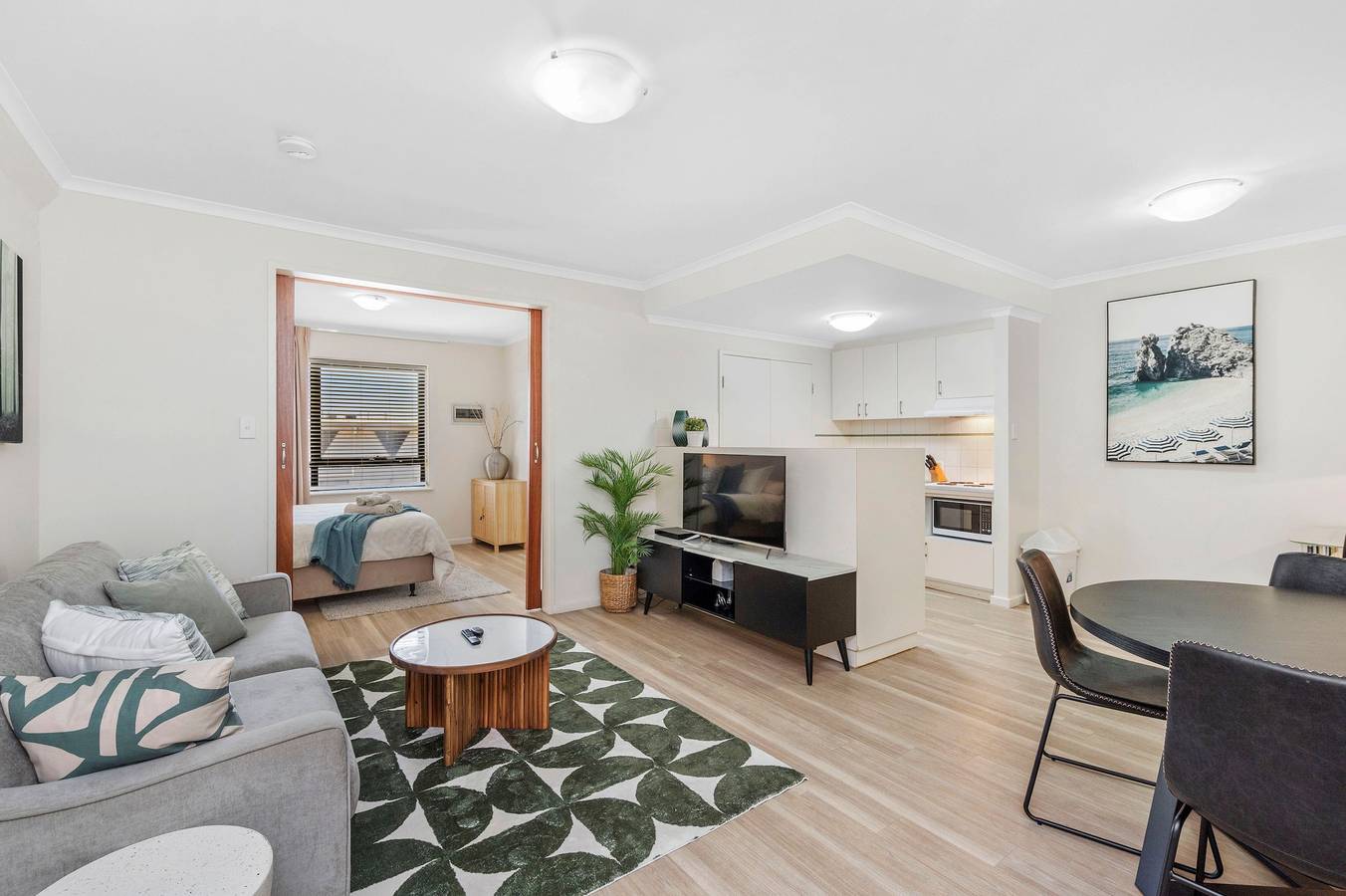 Entire apartment, Spacious 1Bdr | Fast Wi-Fi | Near Rac Arena in East Perth, Perth