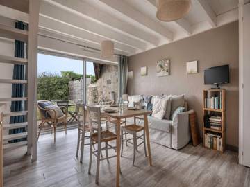 Gîte pour 5 personnes, avec jardin, animaux acceptés dans Plage Tumiac