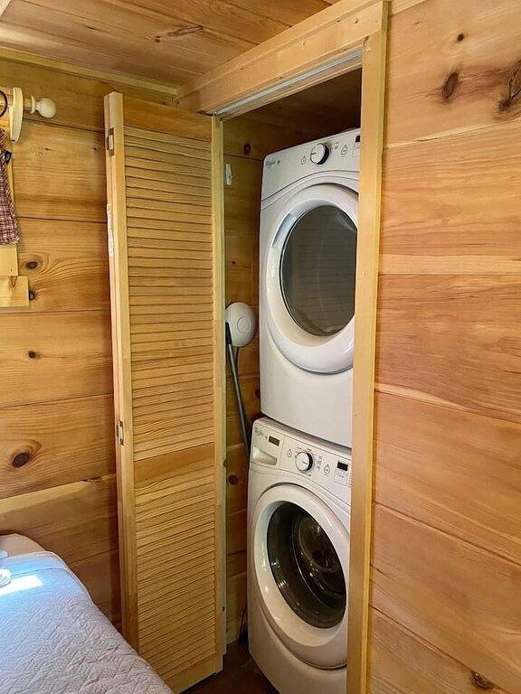 Blockhütte für 4 Personen, mit Balkon und Whirlpool, mit Haustier - 1