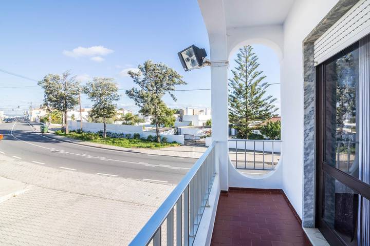 Ferienwohnung für 8 Personen, mit Balkon in Albufeira - 4