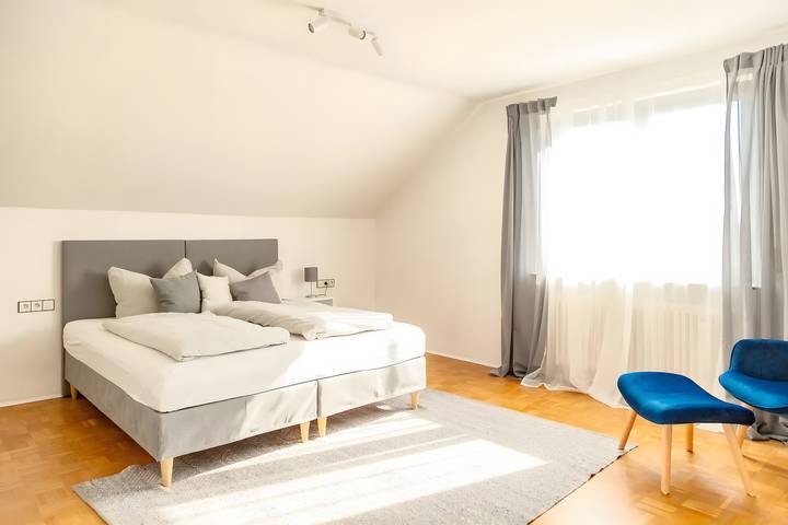Ferienwohnung für 4 Personen, mit Balkon und Garten in Iphofen