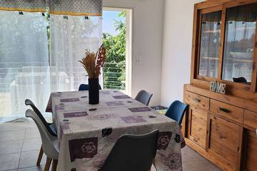 Location de vacances pour 6 personnes, avec jardin et terrasse à Saint-Gilles