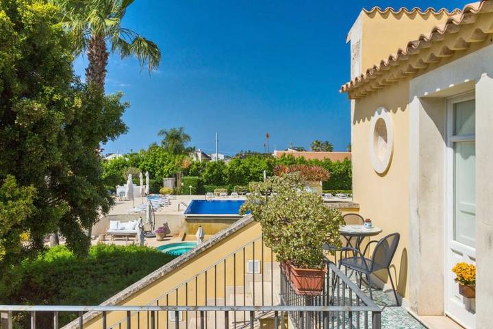 Hotel für 2 Personen, mit Garten und Pool sowie Whirlpool, mit Haustier