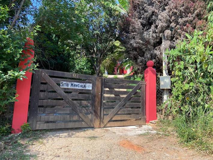 Villa para 15 pessoas, com jardim e jacuzzi e ainda piscina and balcão em Itapeva