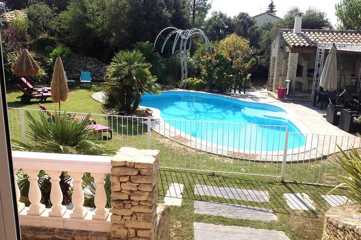 Villa for 8 people, with garden - 1