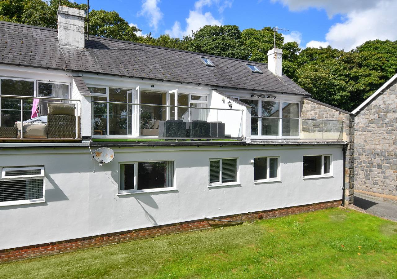 5 Glyn y Marian in Llanbedrog, Gwynedd