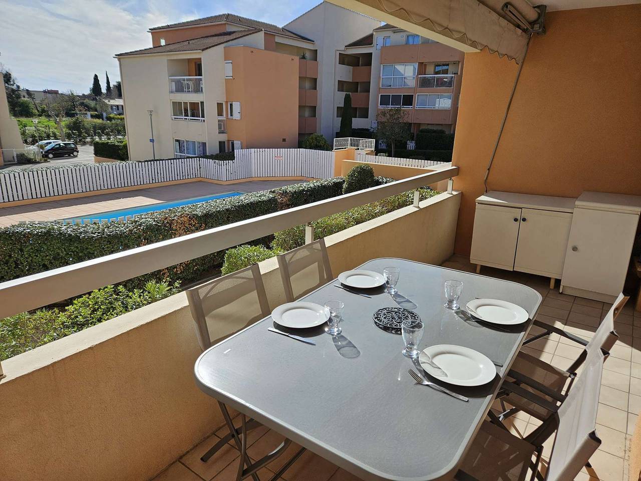 Appartement de vacances entier, Piscine, balcon, plein sud, 4 couchages in La Seyne-sur-Mer, Région de Toulon