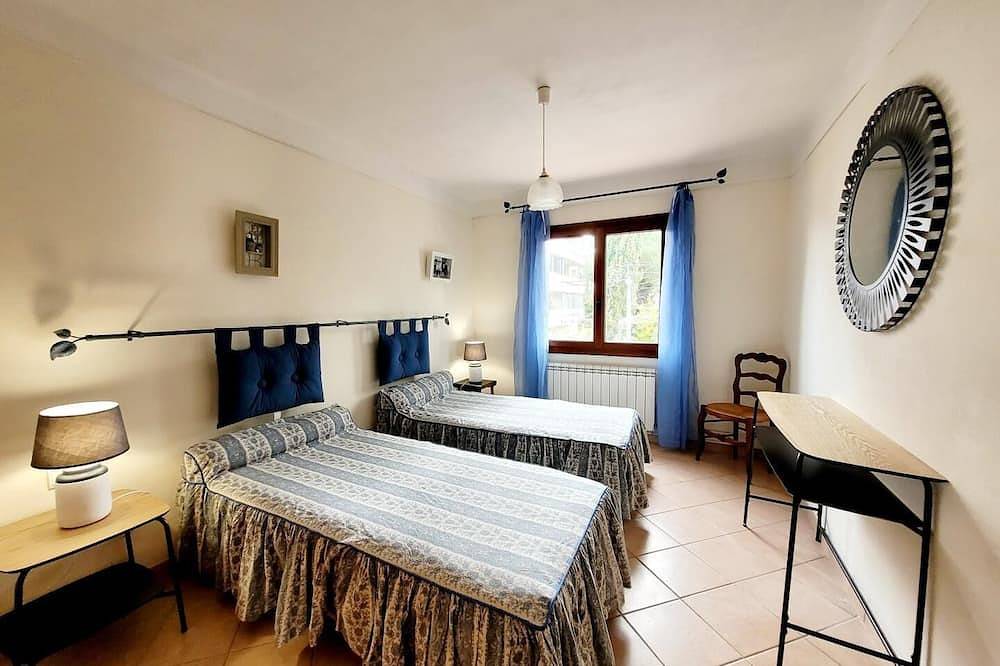 Villa 78 m2 400m from the beach + swimming pool in Six-Fours-les-Plages, Region de Toulon