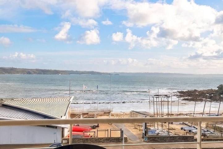 Gîte pour 5 personnes, avec jardin et piscine dans Plage Trez-Hir - 3