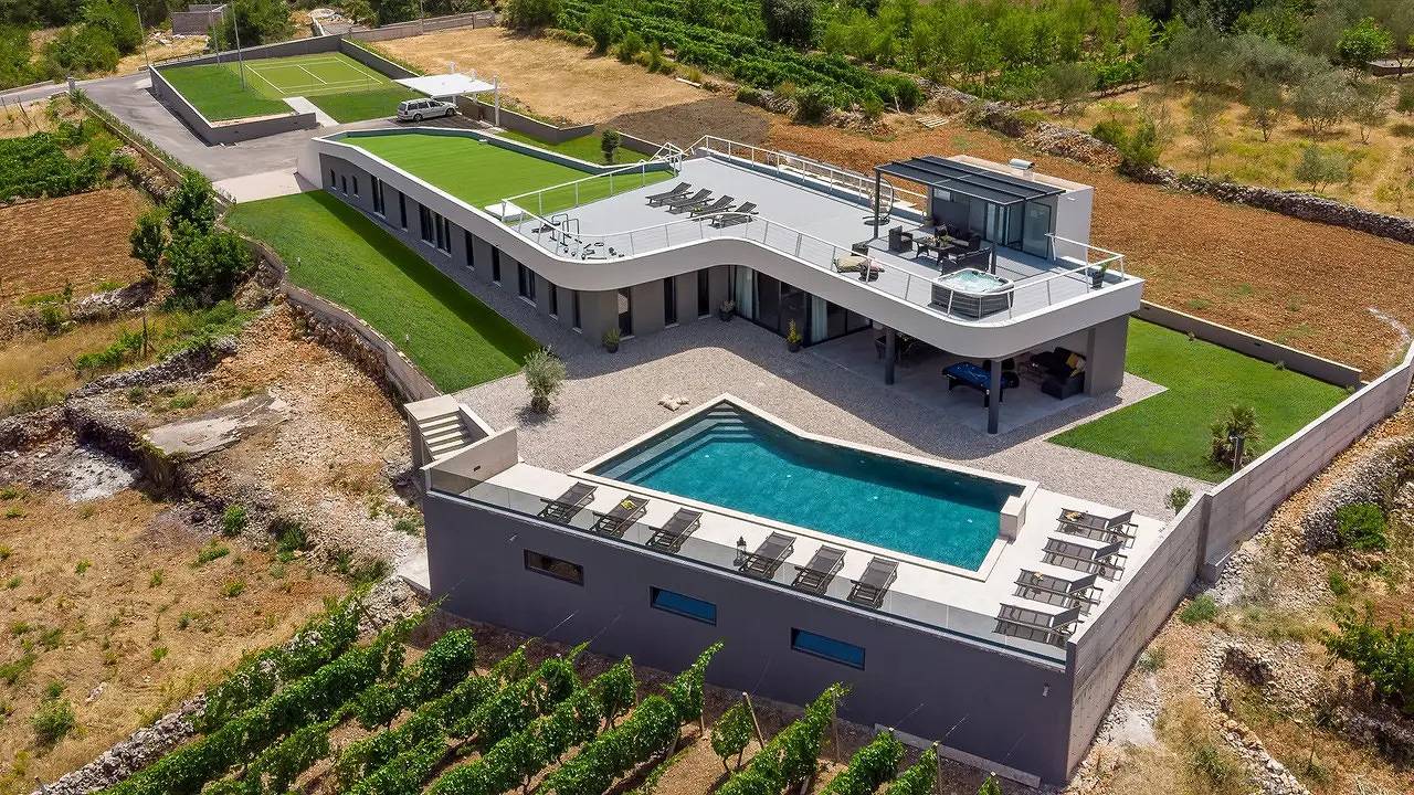 Villa für 12 Personen (426 m²) in Zmijavci in Imotski, Makarska Riviera