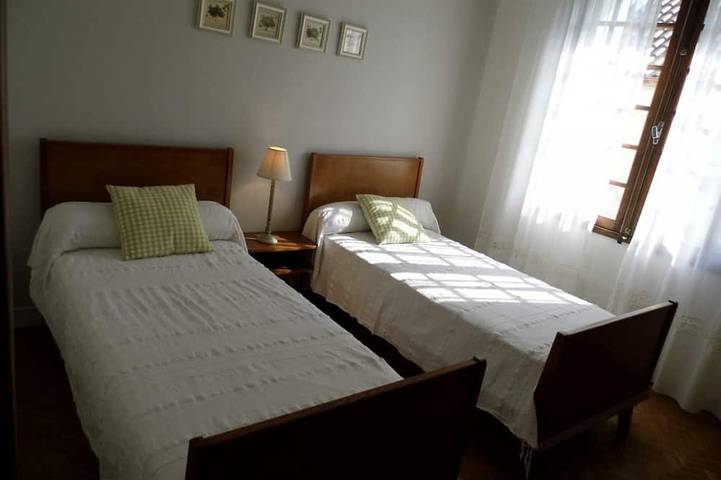 Gîte pour 4 personnes, avec jardin à Le Buisson-de-Cadouin - 3