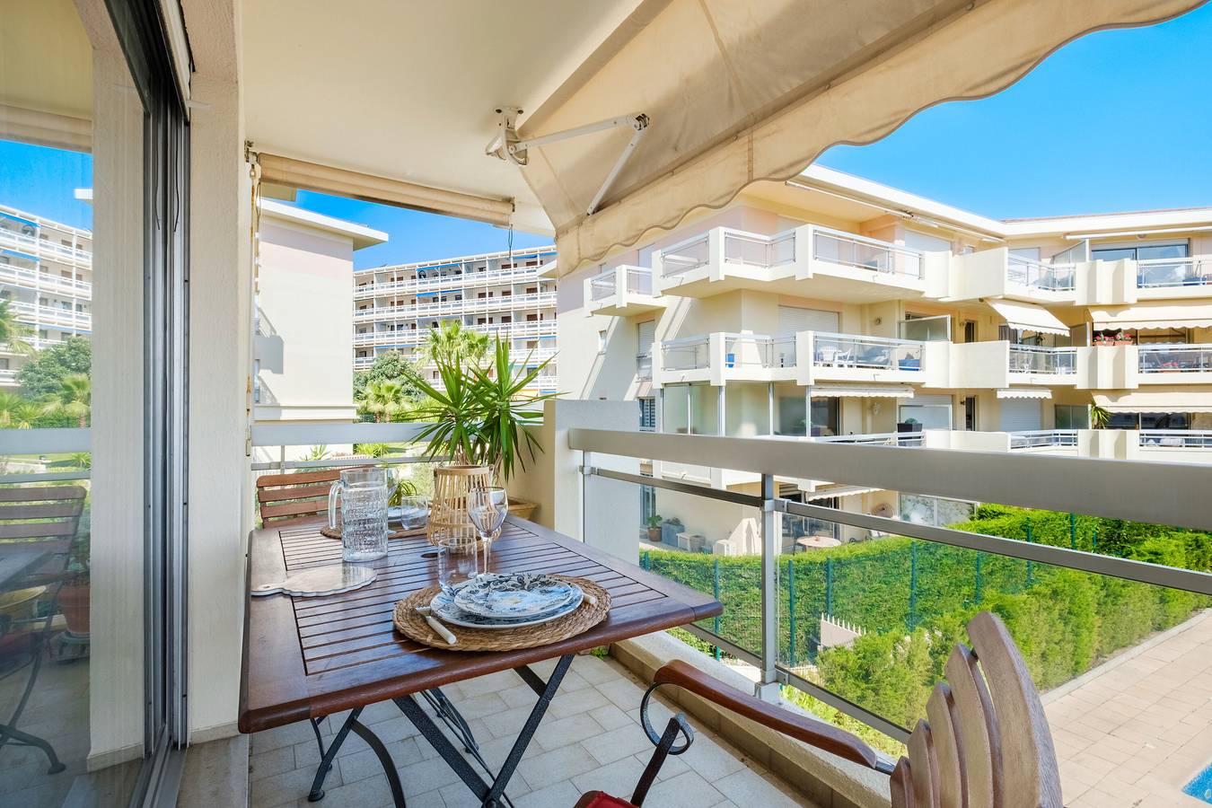 Ganzes Studio, Studio 'Bellevue Cannes' mit Bergblick, Gemeinschaftspool und Klimaanlage in Cannes, Cannes und Umgebung