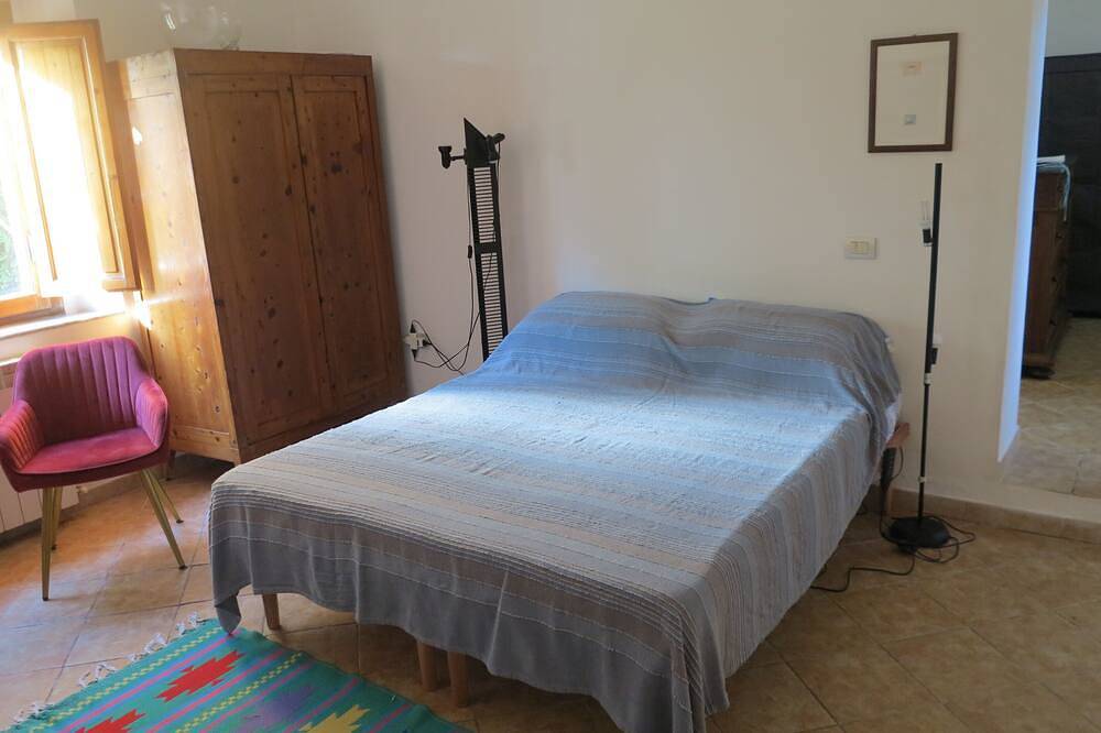 Apartamento entero, A garden on the bay in Castiglioncello, Costa Etrusca