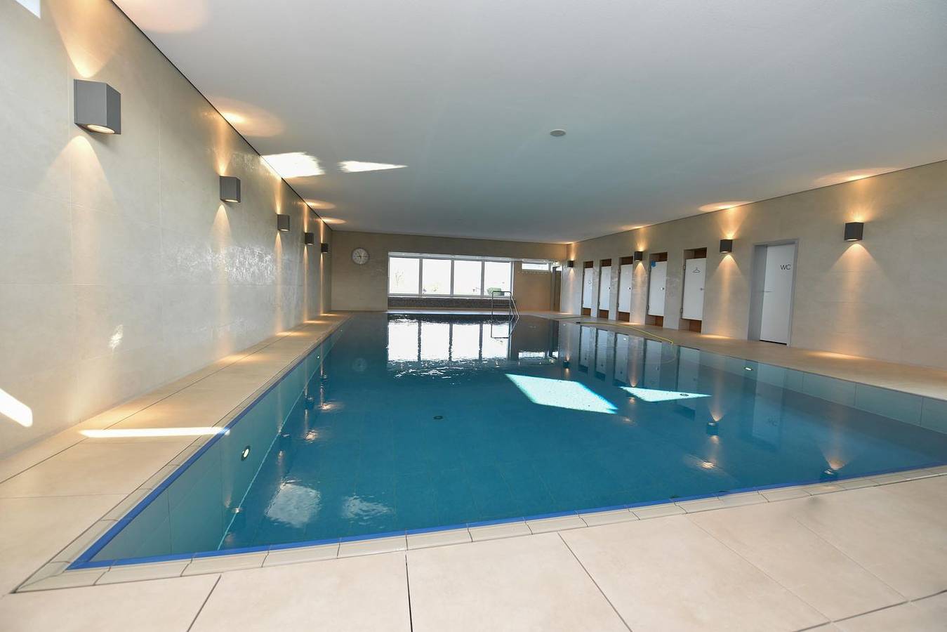 Komfortable Ferienwohnung mit Balkon und Pool direkt am Strand in Cuxhaven Döse, foto 15