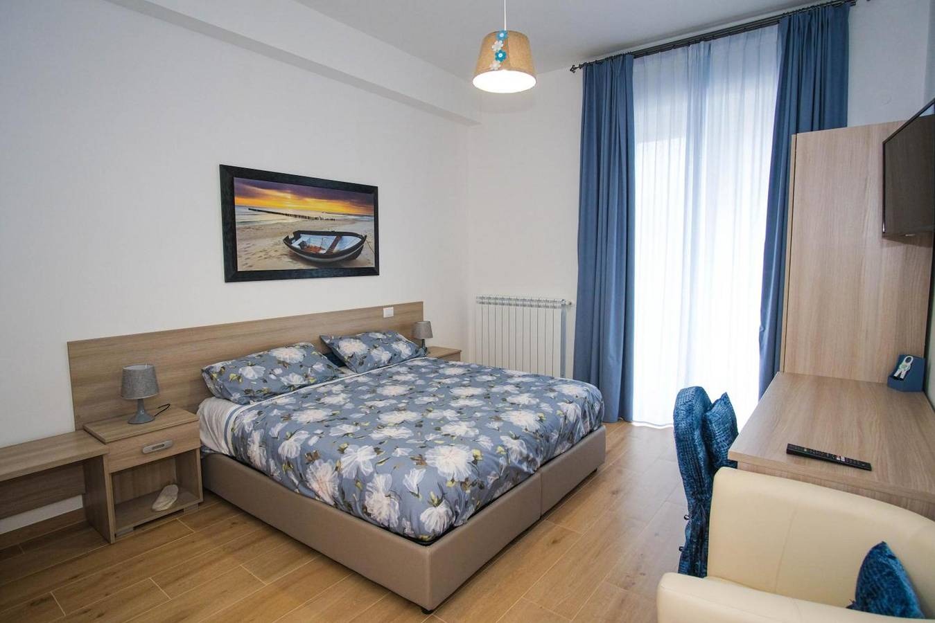 Entire apartment, Apartment 'Civico 57 Urban Suite - 101' with Balcony, Wi-Fi and Air Conditioning in Castellana Grotte, Bari Province