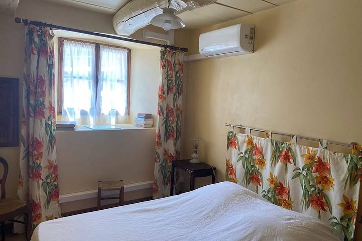 Gîte pour 2 personnes, avec terrasse dans Port d'Erbalunga - 2