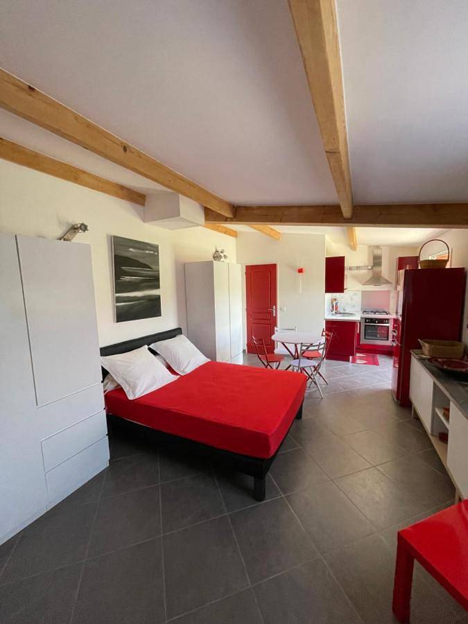 Gîte pour 2 personnes, avec vue et jardin à Sant'Andréa-d'Orcino - 2