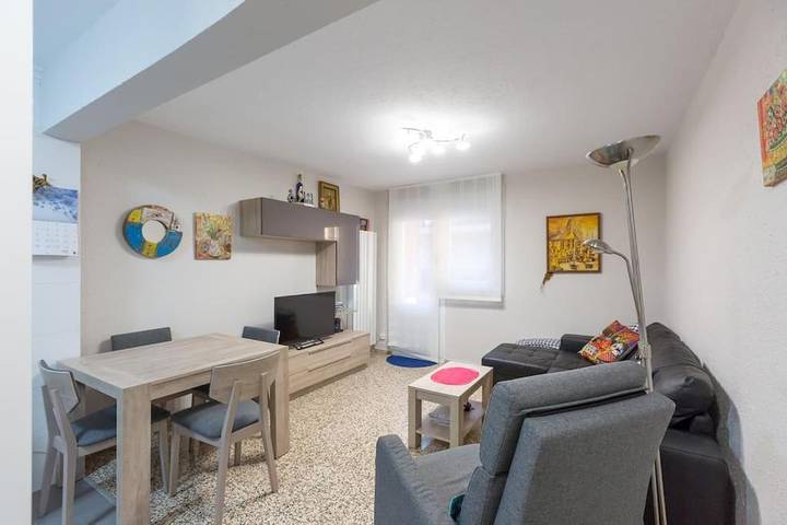 Apartamento de vacaciones para 6 personas, con balcón - 1