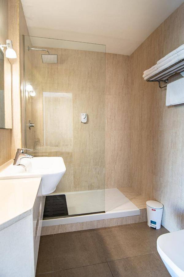Geheel appartement, One-Bedroom Apartment (2 Adults) with Terrace in Playa d'en Bossa, Ibiza Stad