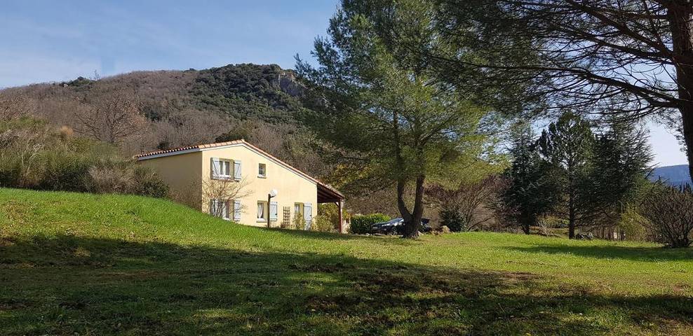 Location de vacances pour 4 personnes, avec jardin et vue à Quillan - 3