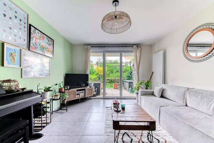 Gîte pour 4 personnes, avec jardin à Villeurbanne - 3