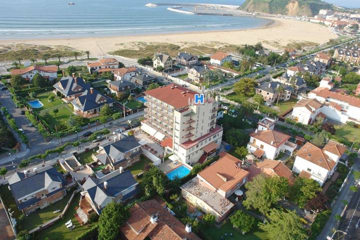Hôtel pour 2 personnes, avec terrasse à Laredo - 4