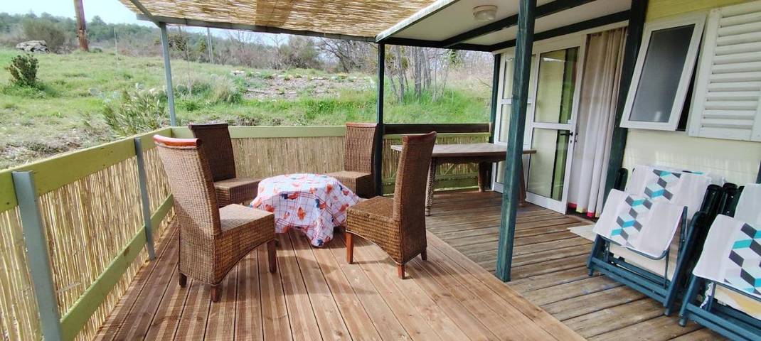 Gîte pour 5 personnes, avec terrasse et jardin, animaux acceptés à Viens - 4