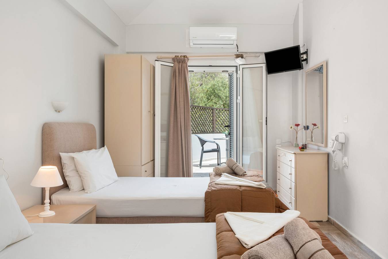 Ganze Wohnung, Ferienwohnung 'No 14' mit Gemeinschaftspool, Wi-Fi und Klimaanlage in Panormos, Kalymnos