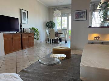 Gîte pour 2 personnes, avec vue et terrasse, animaux acceptés dans Lunghezza