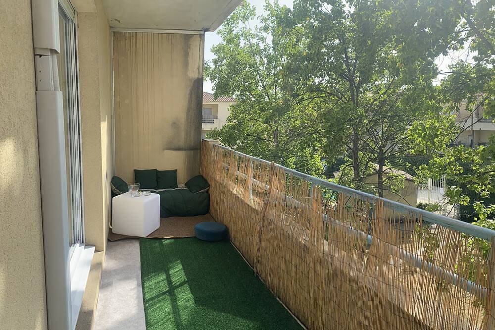 Entire apartment, Appartement T1 Avec Grande Terrasse et Piscine ! in Croix d'Argent, Montpellier