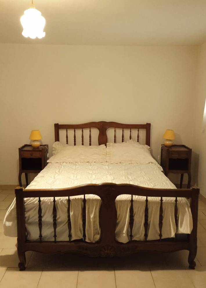 Gîte pour 3 personnes, avec terrasse à La Tour-d'Aigues - 3