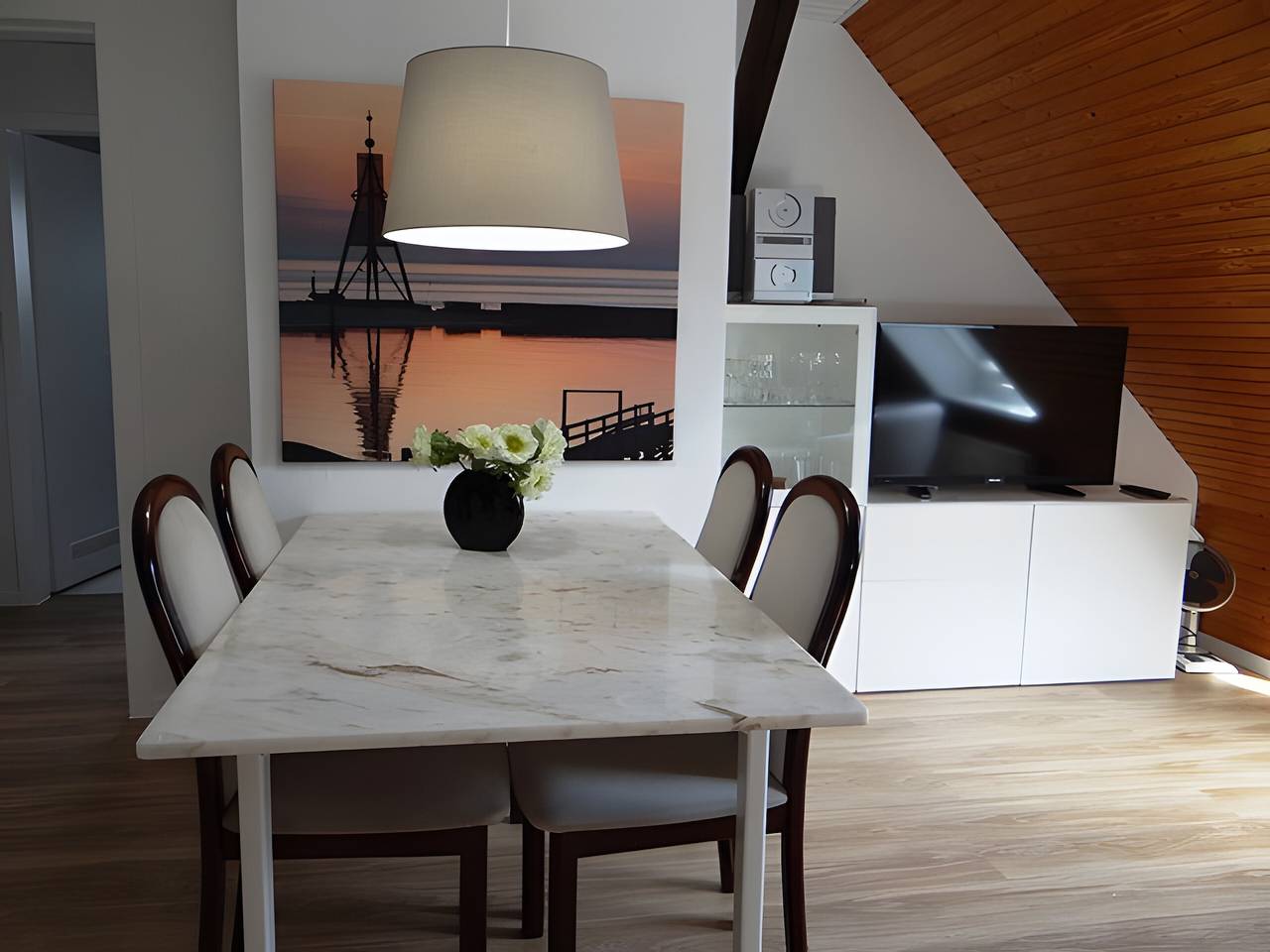 Ganze Wohnung, Ferienwohnung 'Ferienwohnung Rathjen' mit privater Terrasse, Gemeinschaftsgarten und Wlan in Sahlenburg, Cuxhaven