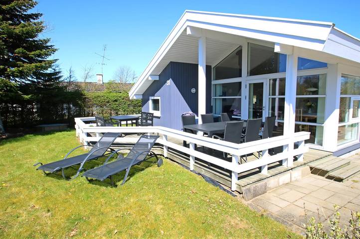 Ferienhaus für 6 Personen, mit Terrasse in Flovt Strand