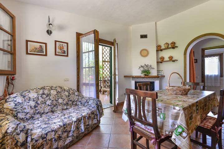 Appartement entier, Appartement de vacances "Casa Neda" avec jardin privé in Colle di Procchio, Marciana