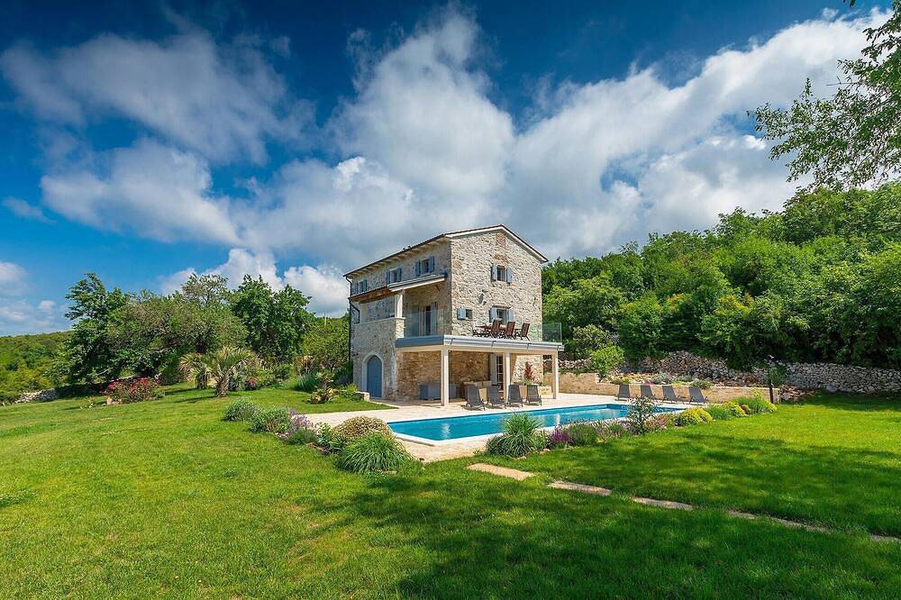 Casa vacanza a Arsia a partire da 514€ a notte