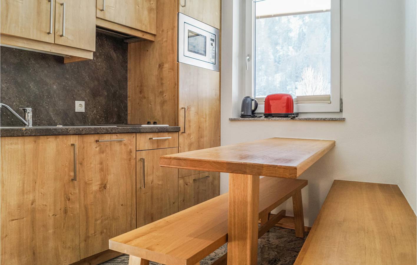 Ganze Ferienwohnung, Apartment mit Bergblick, Parkplatz, Terrasse und Internet. in Längenfeld, Ötztal