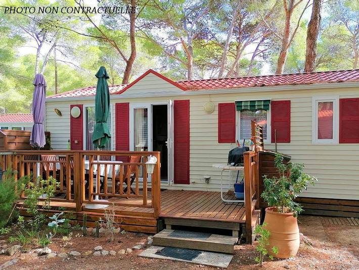 Camping Résidentiel La Pinède - Mobilheim 4 personen - Malediven Comfort – 2 Schlafzimmer, 32 m² – *Klimaanlage, Terrasse, Tv* in Castelnau-de-Guers, Mittelmeerküste (Frankreich)